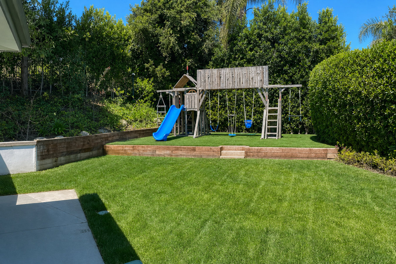 Turf for playgrounds